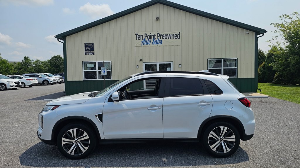 2022 Mitsubishi Outlander Image 10