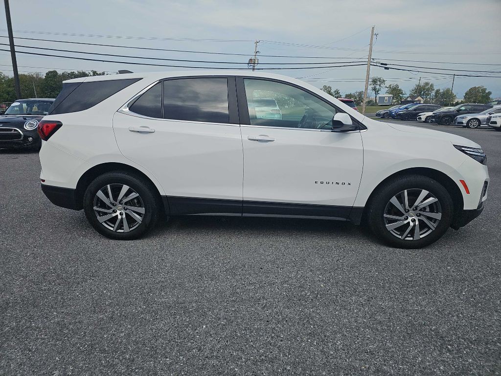 2022 Chevrolet Equinox Image 38