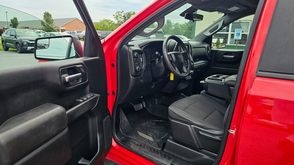 2019 Chevrolet Silverado 1500 Image 3
