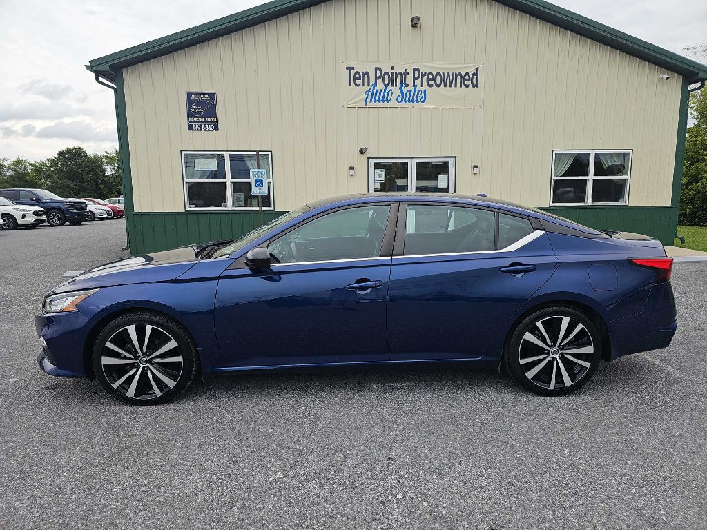 2020 Nissan Altima Image 10