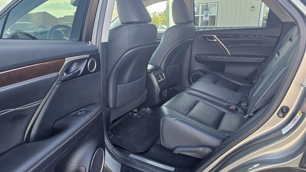 2017 Lexus RX Image 6