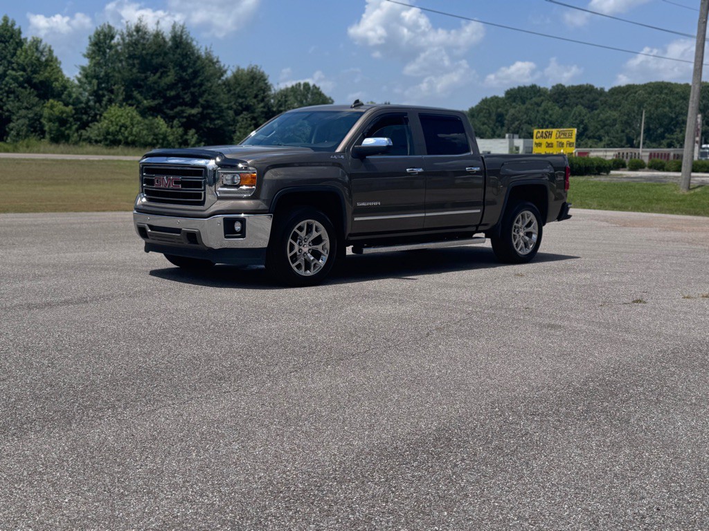 2015 GMC Sierra Image 1