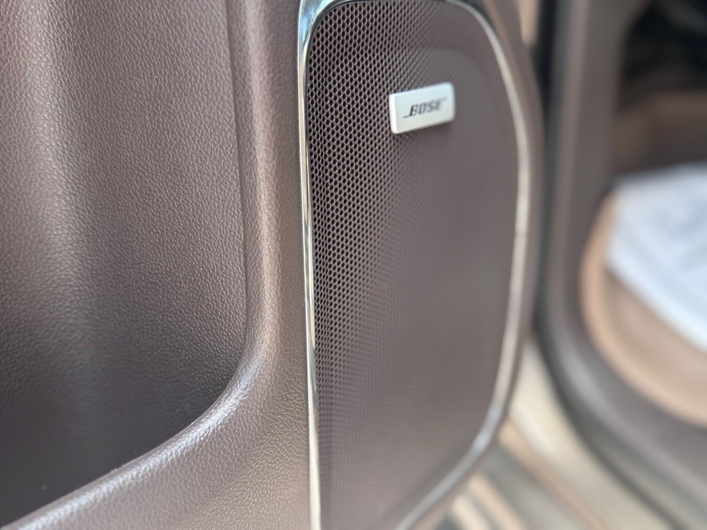 2015 GMC Sierra Image 12