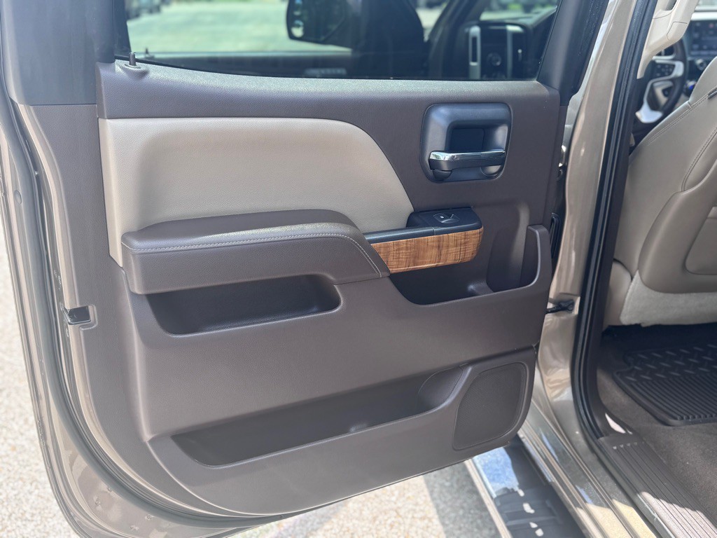 2015 GMC Sierra Image 15