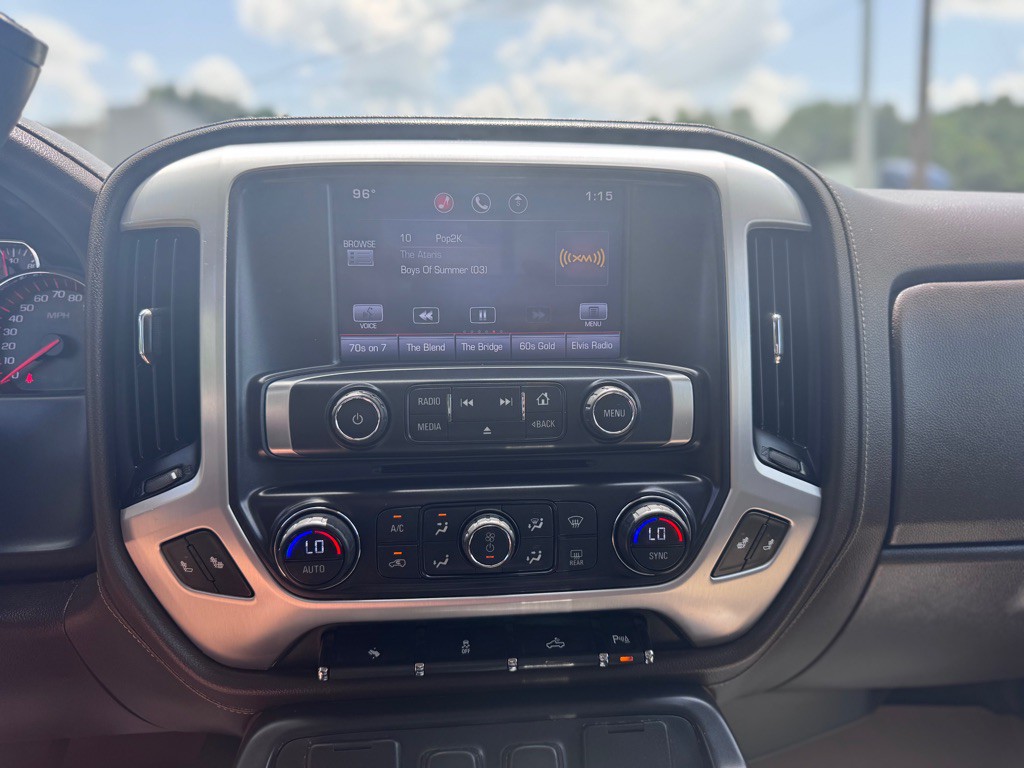2015 GMC Sierra Image 24