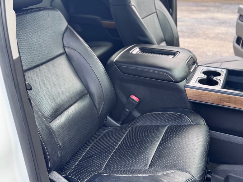 2018 Chevrolet Silverado 1500 Image 18
