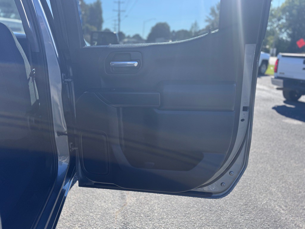 2021 Chevrolet Silverado 1500 Image 17