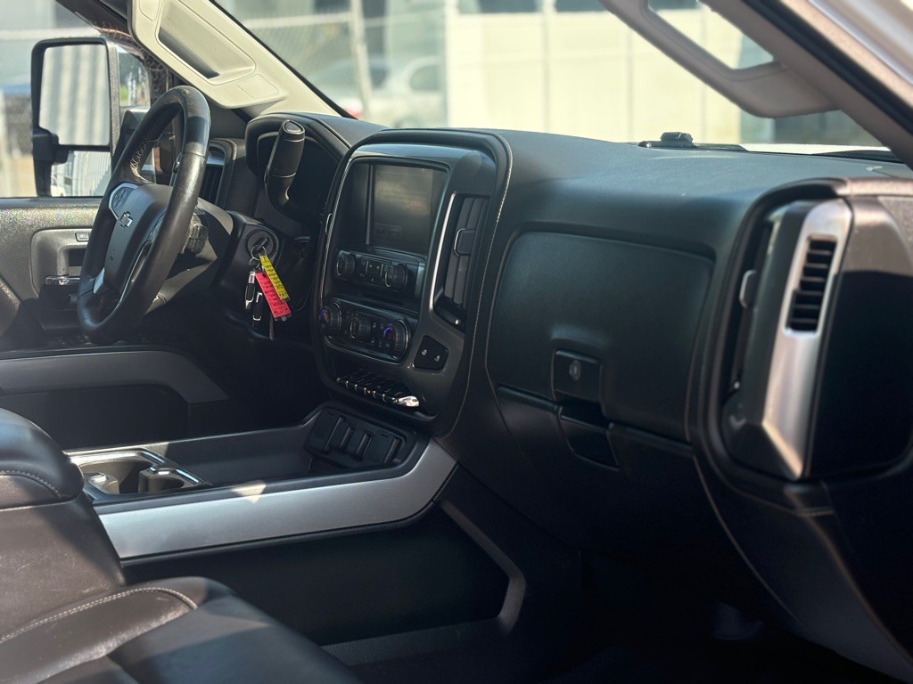 2016 Chevrolet Silverado 1500 Image 11