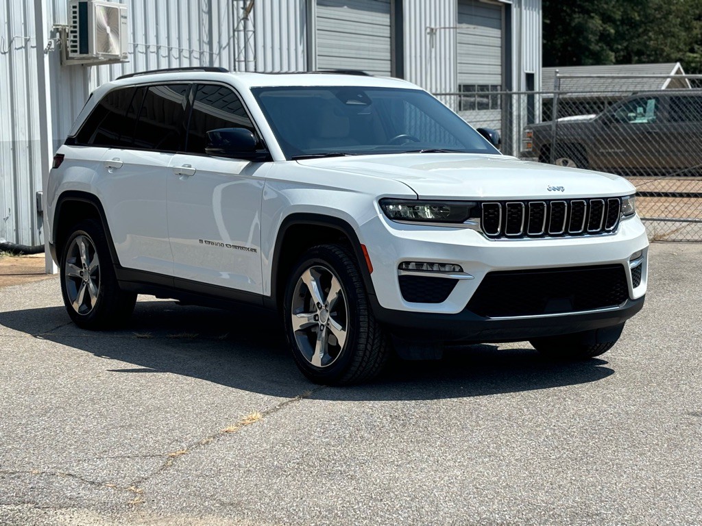 2022 Jeep Grand Cherokee Image 5