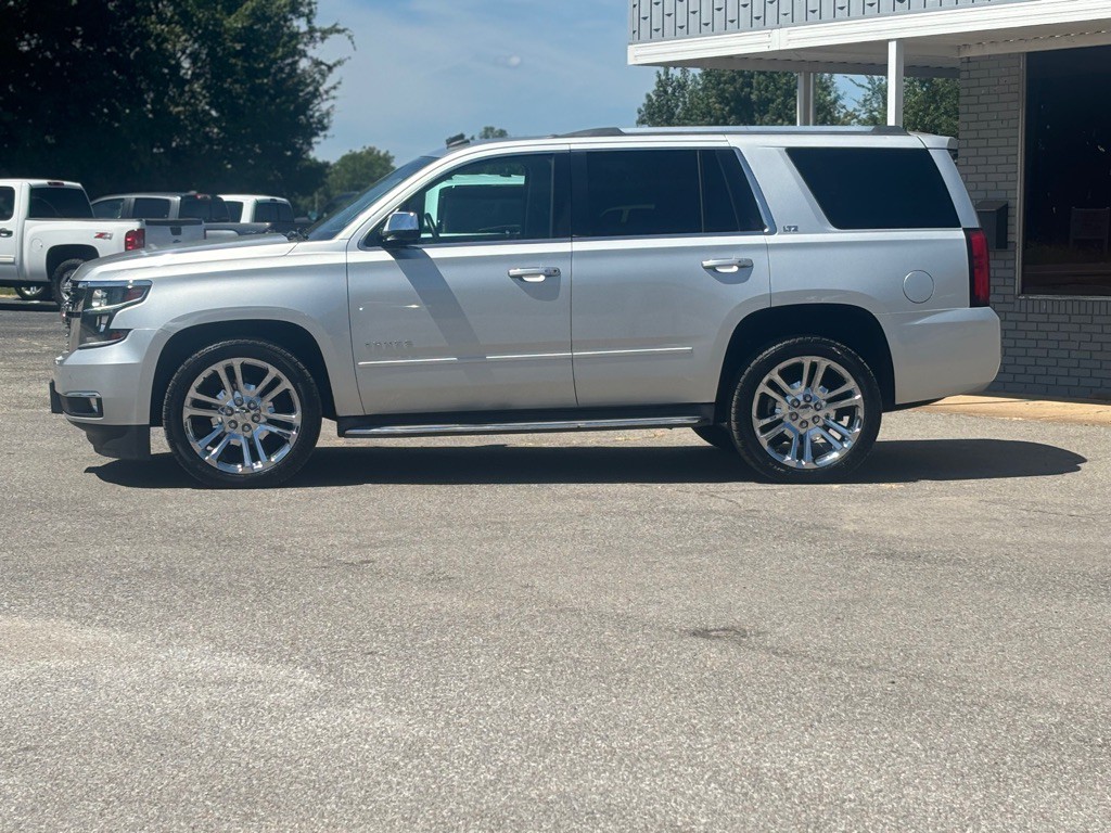 2015 Chevrolet Tahoe Image 2
