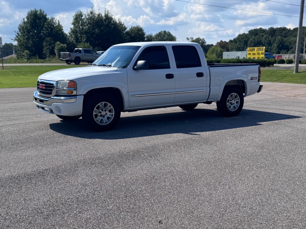 2007 GMC Sierra Image 1