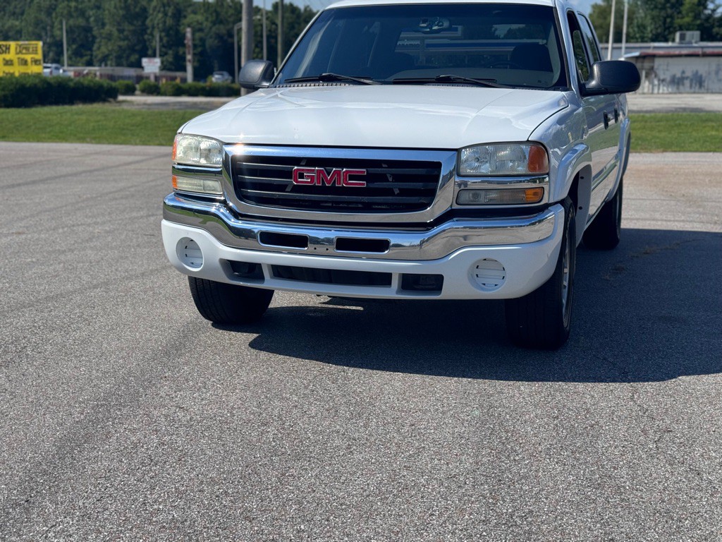 2007 GMC Sierra Image 8