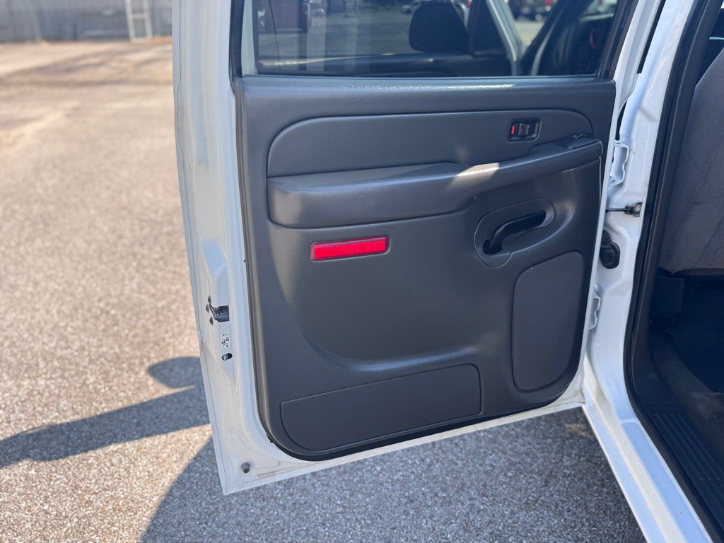 2007 GMC Sierra Image 13