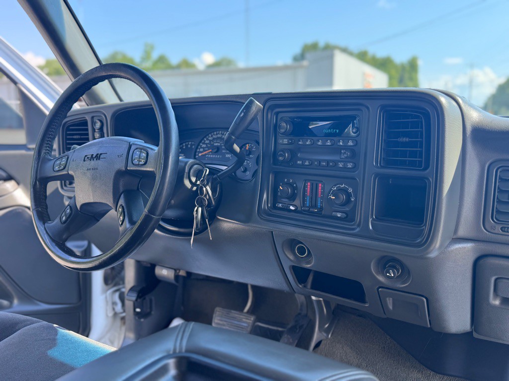 2007 GMC Sierra Image 19