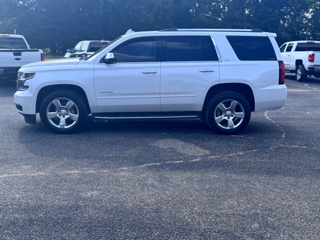 2016 Chevrolet Tahoe Image 2