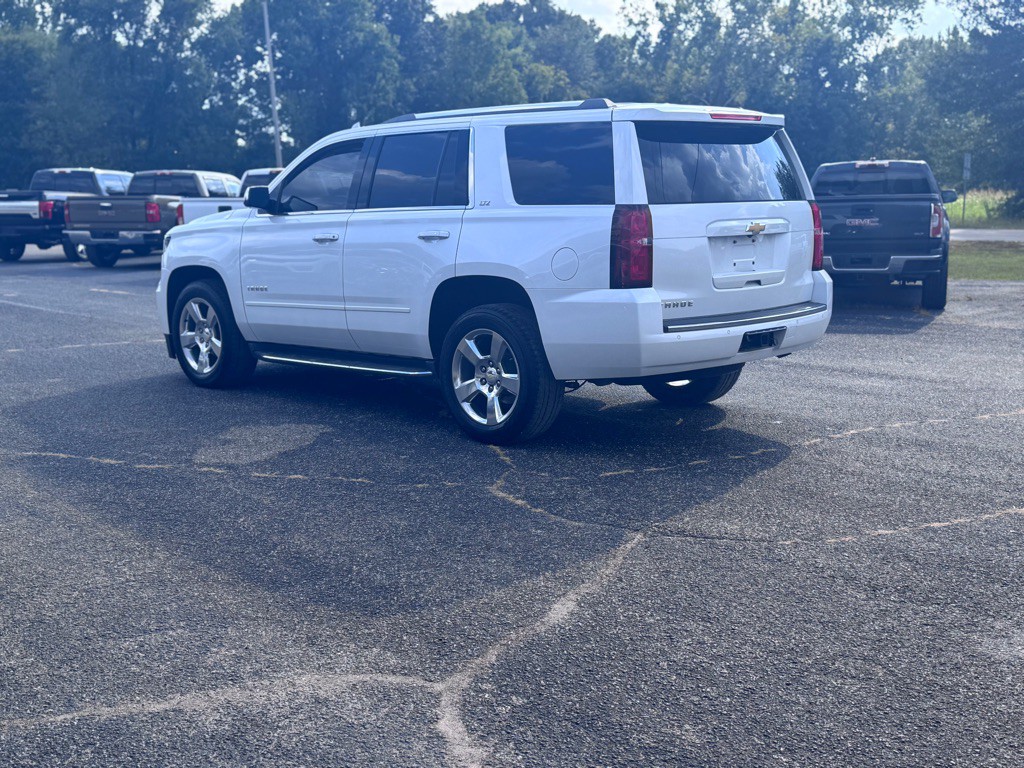 2016 Chevrolet Tahoe Image 3