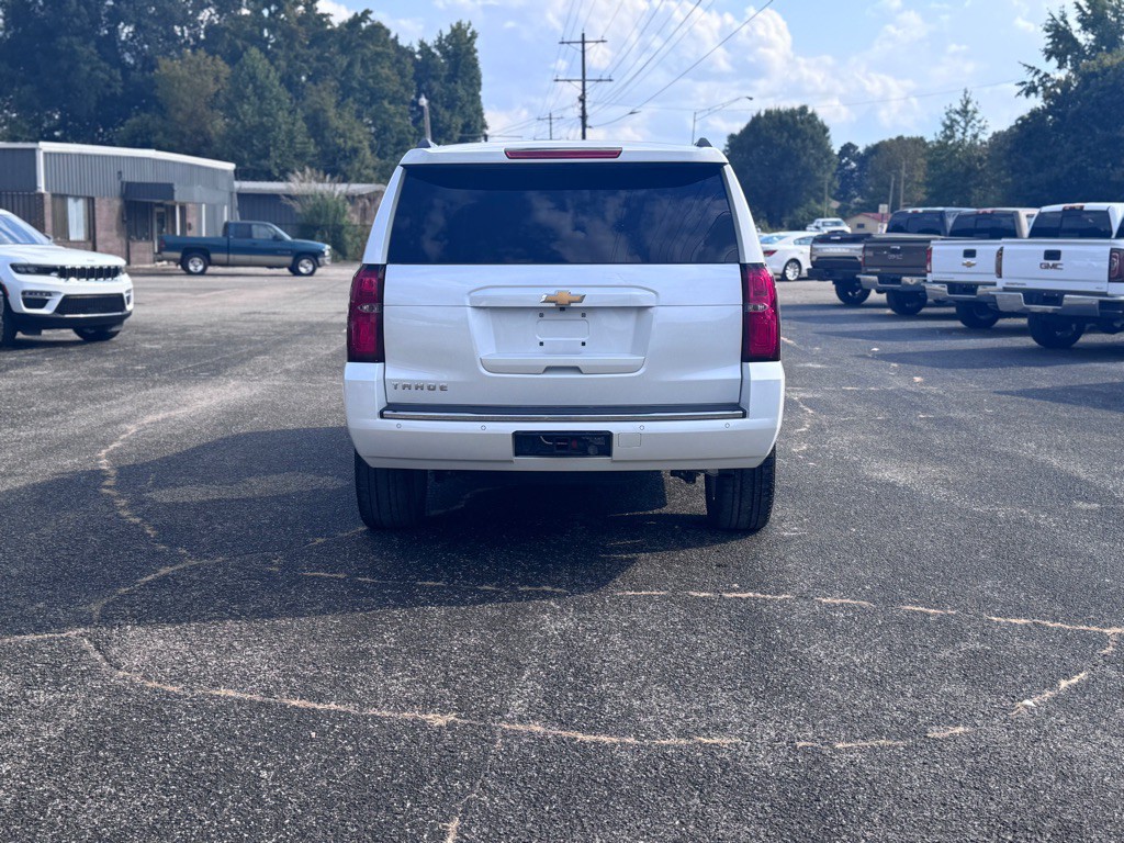 2016 Chevrolet Tahoe Image 4