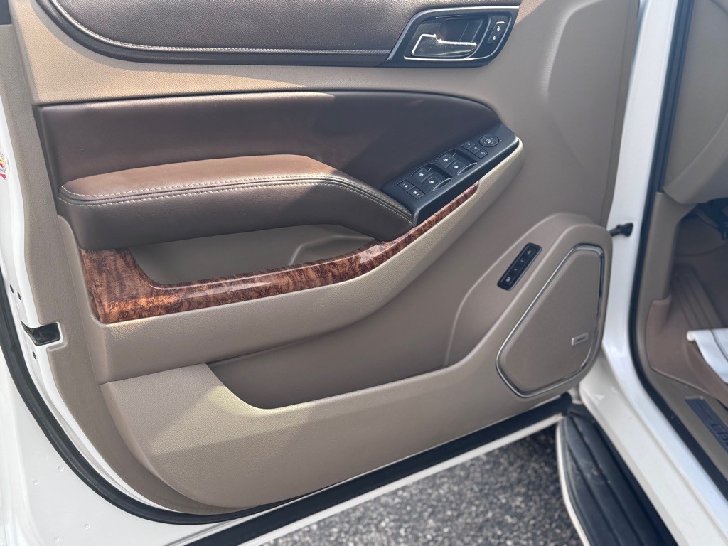 2016 Chevrolet Tahoe Image 10