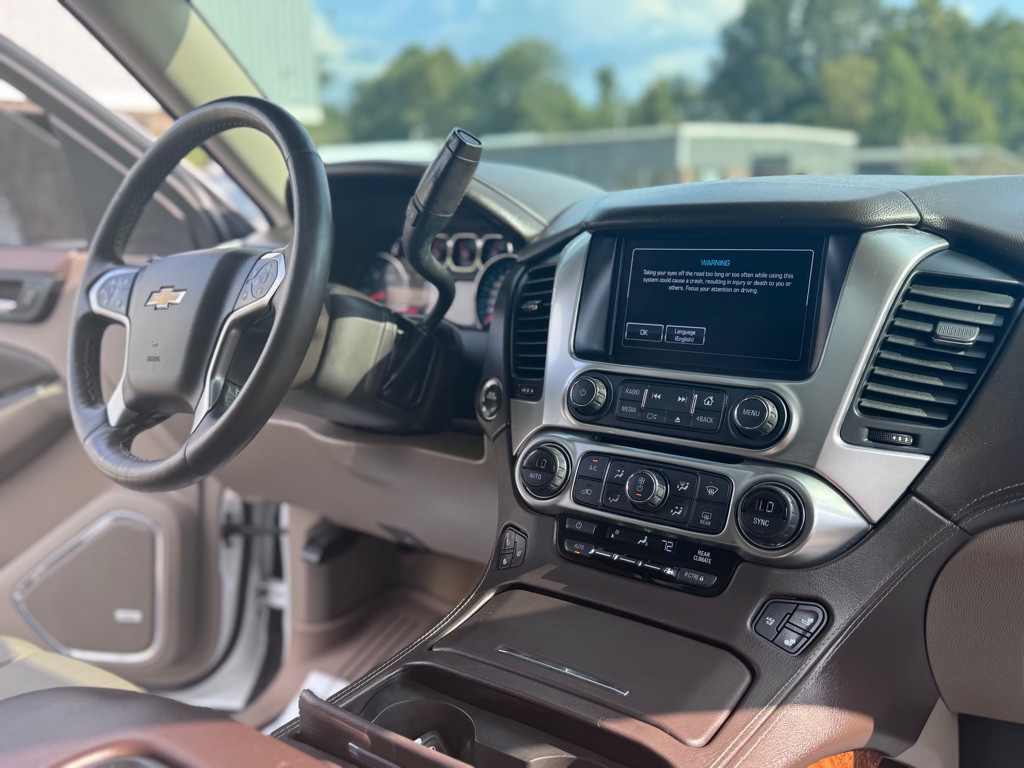 2016 Chevrolet Tahoe Image 21