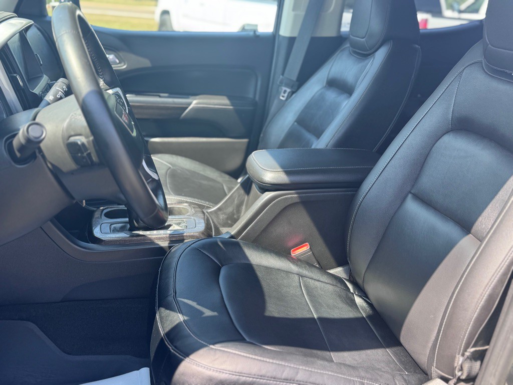 2016 GMC Canyon Image 12