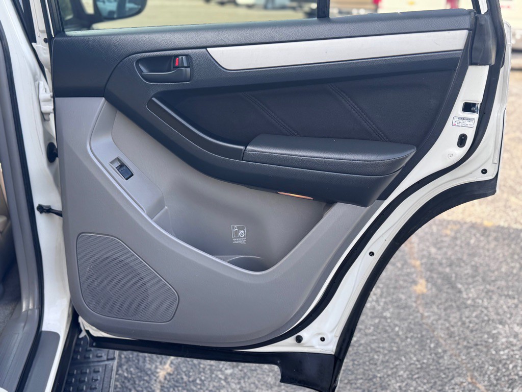 2008 Toyota 4Runner Image 16
