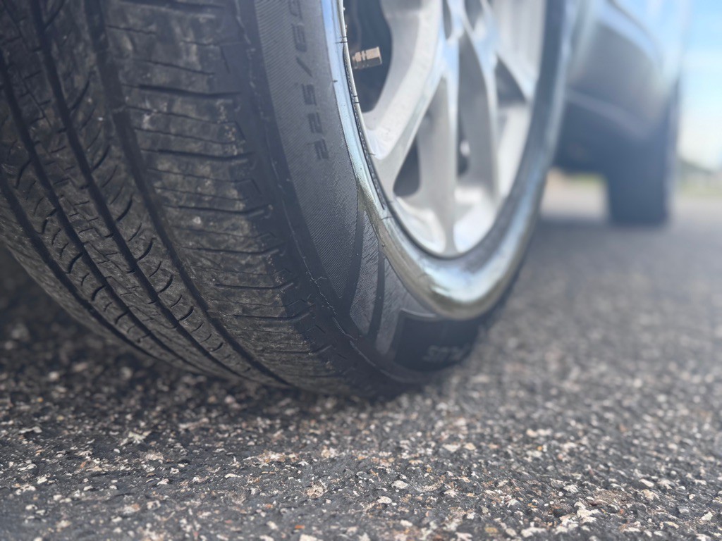 2017 Jeep Cherokee Image 9