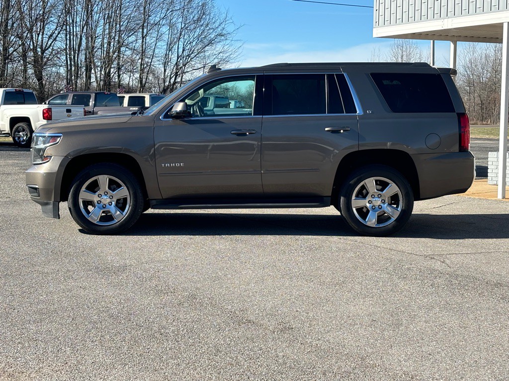 2016 Chevrolet Tahoe Image 2