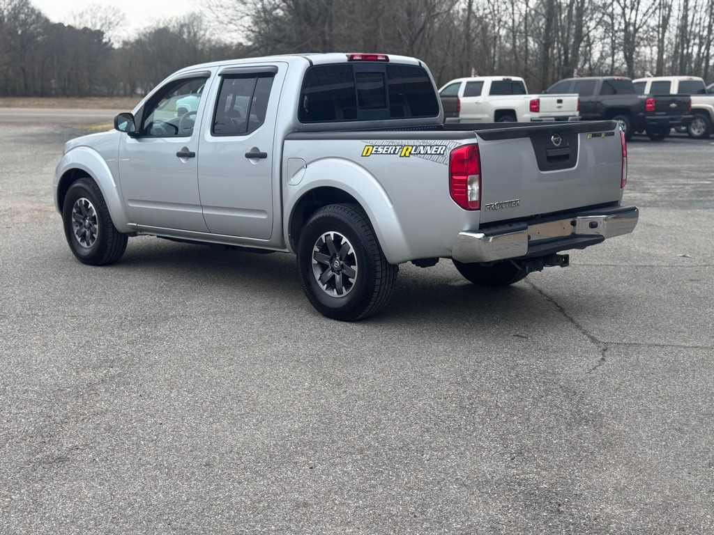 2014 Nissan Frontier Image 3
