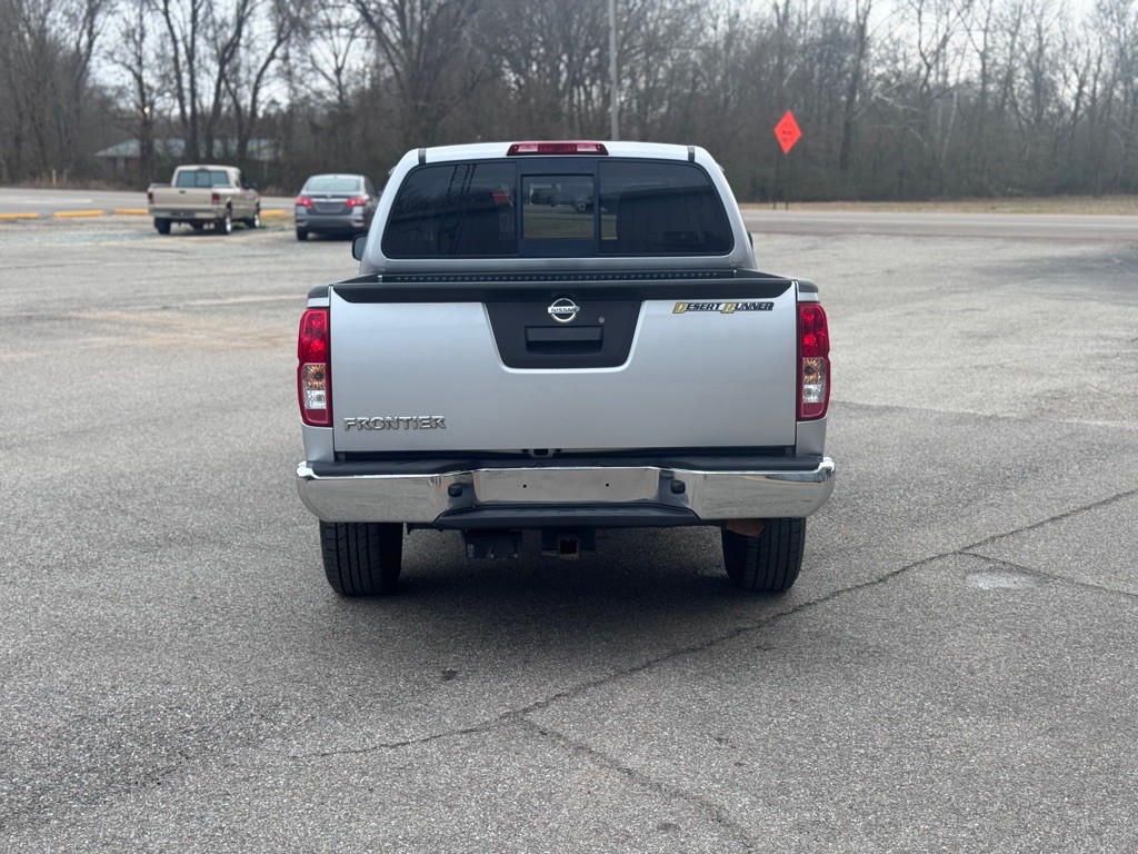 2014 Nissan Frontier Image 4