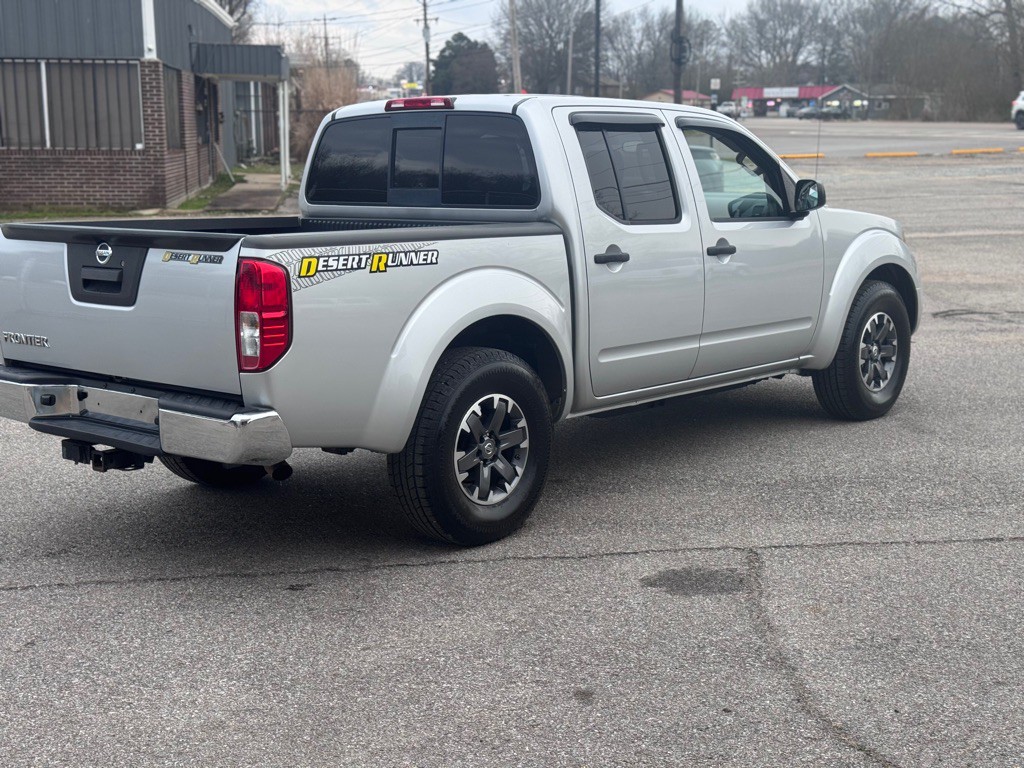 2014 Nissan Frontier Image 5