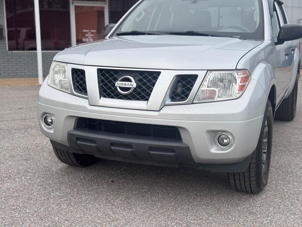 2014 Nissan Frontier Image 8