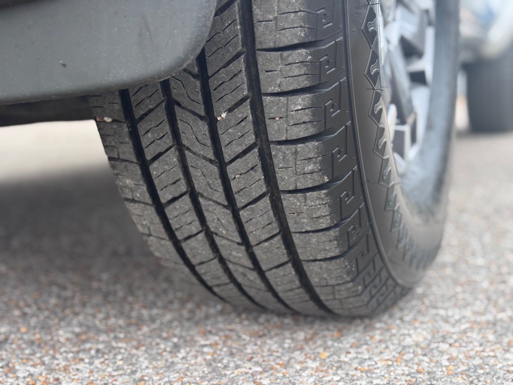 2014 Nissan Frontier Image 9