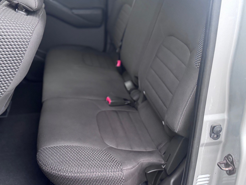 2014 Nissan Frontier Image 14