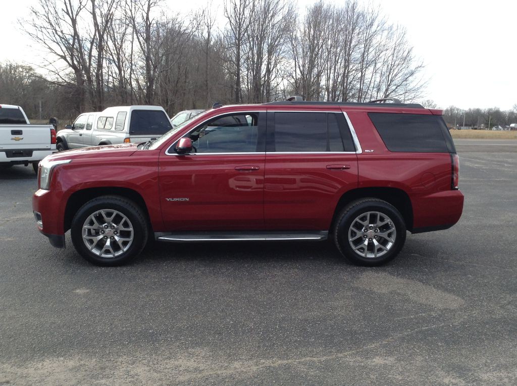 2015 GMC Yukon Image 2