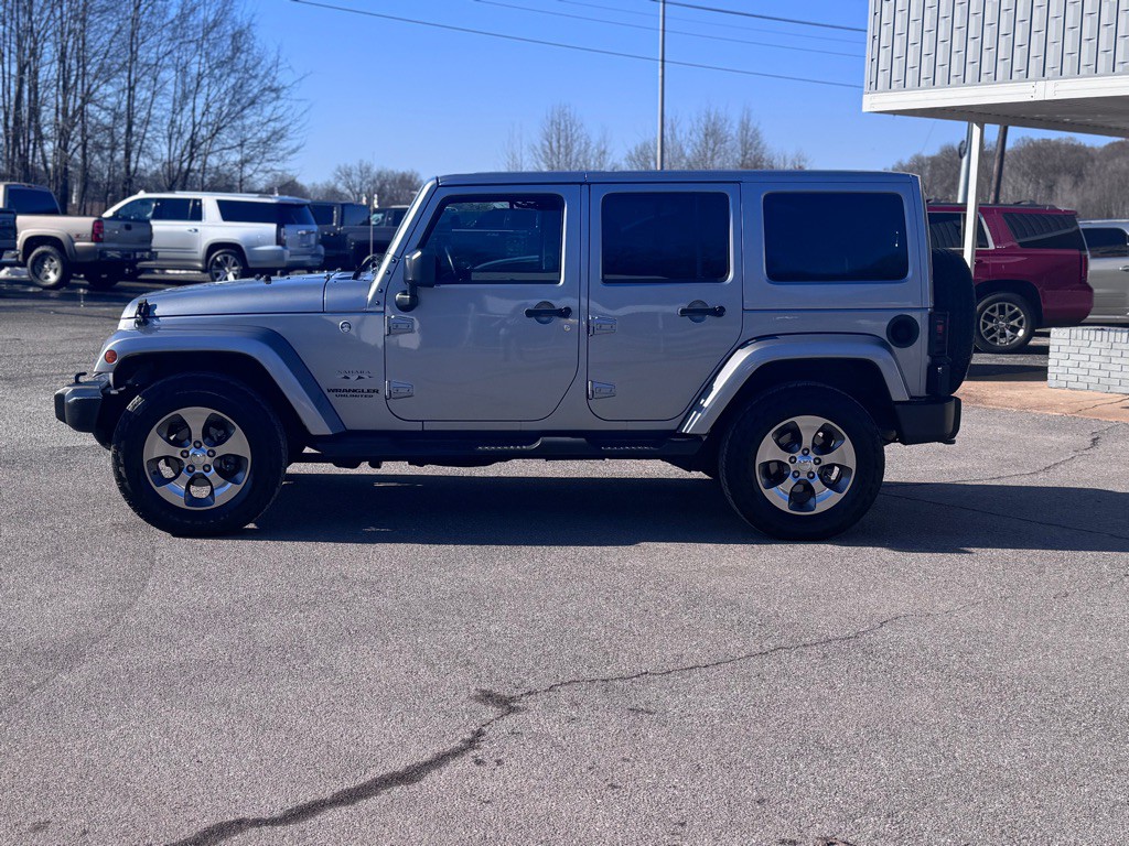 2016 Jeep Wrangler Unlimited Image 2