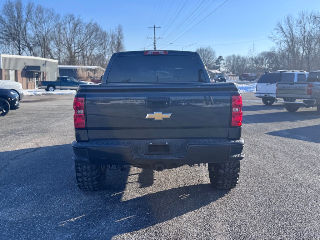 2017 Chevrolet Silverado 1500 Image 4