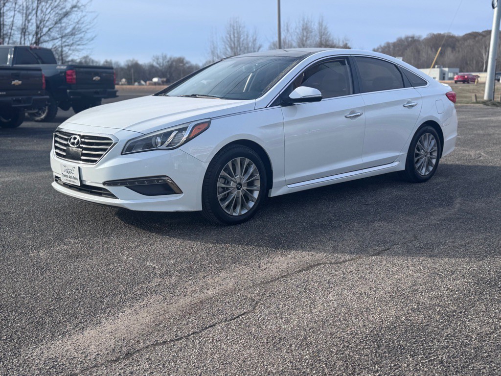 2015 Hyundai Sonata Image 1