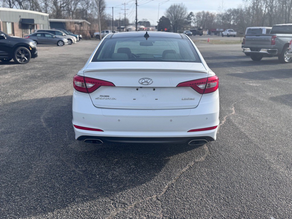 2015 Hyundai Sonata Image 4