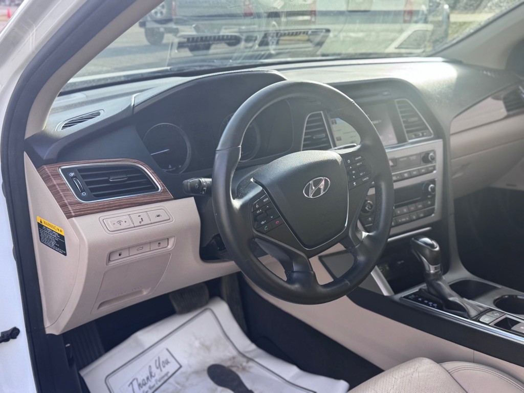 2015 Hyundai Sonata Image 14