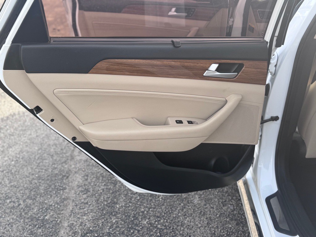 2015 Hyundai Sonata Image 15