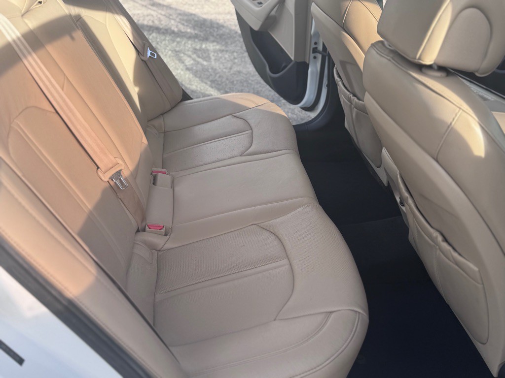 2015 Hyundai Sonata Image 18