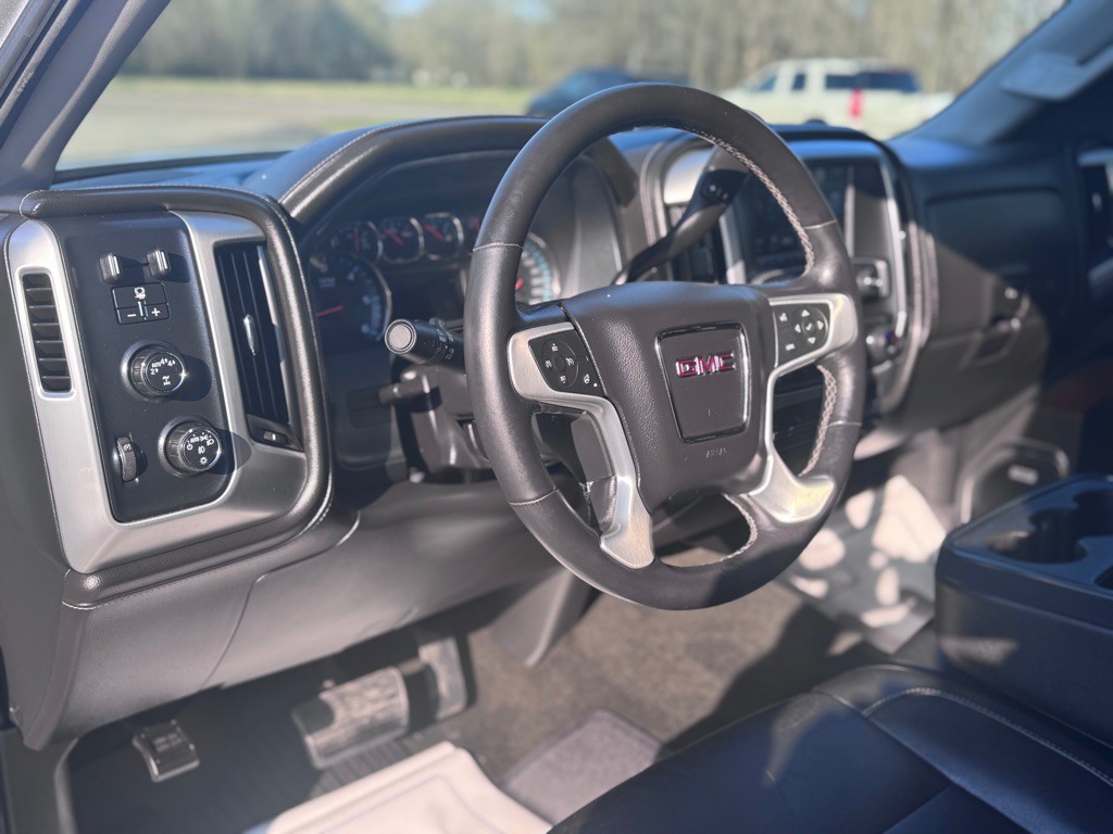 2018 GMC Sierra Image 12