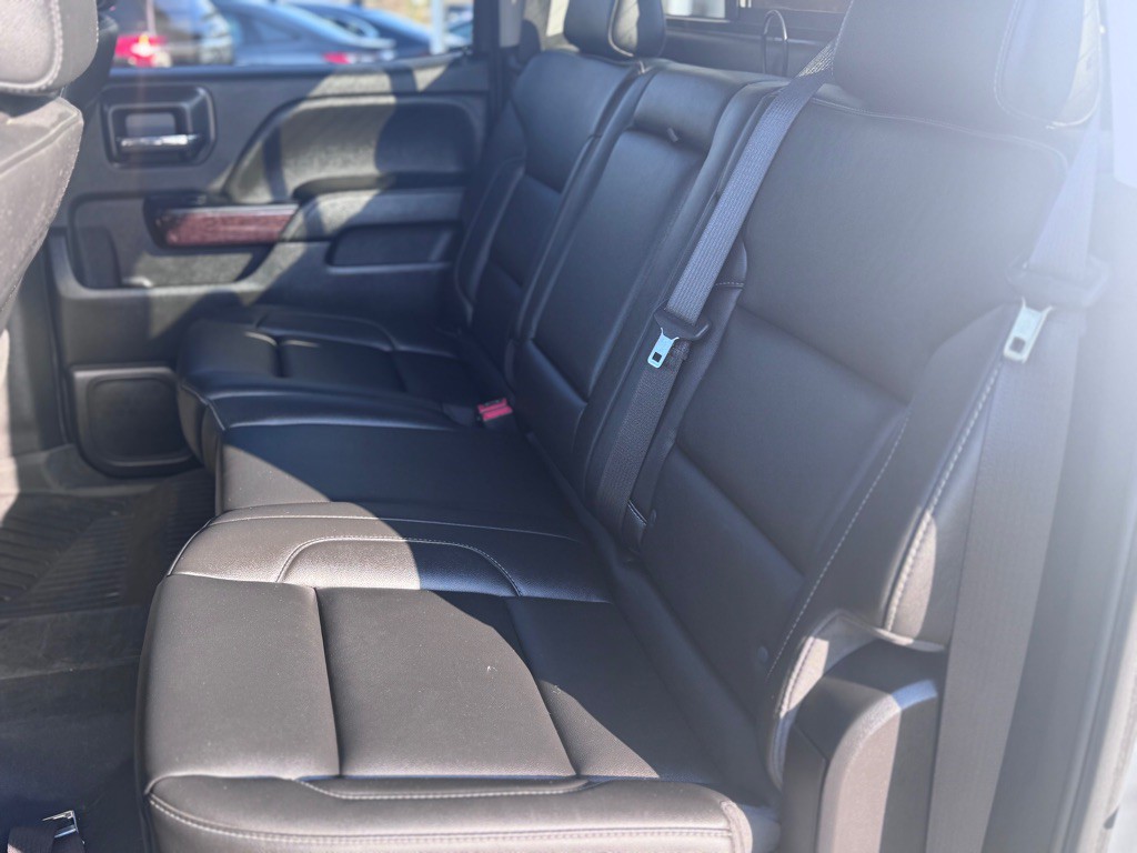 2018 GMC Sierra Image 14