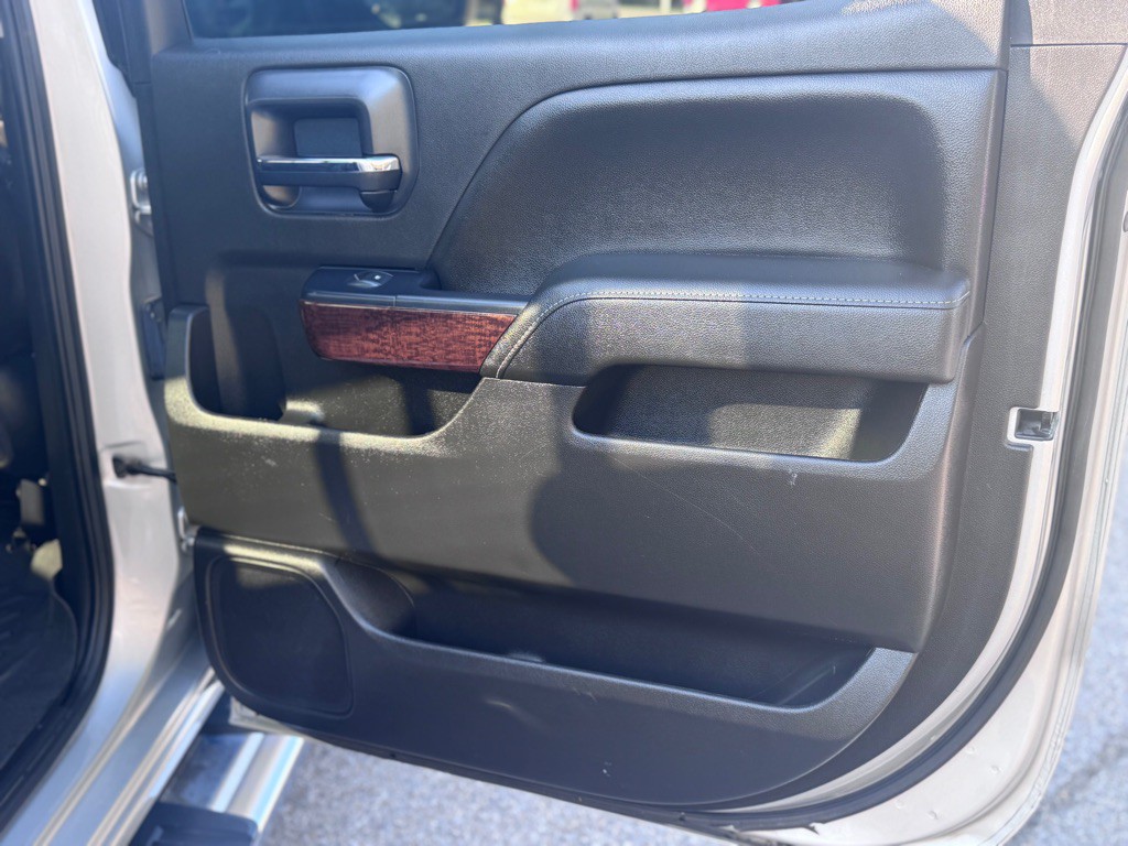 2018 GMC Sierra Image 15