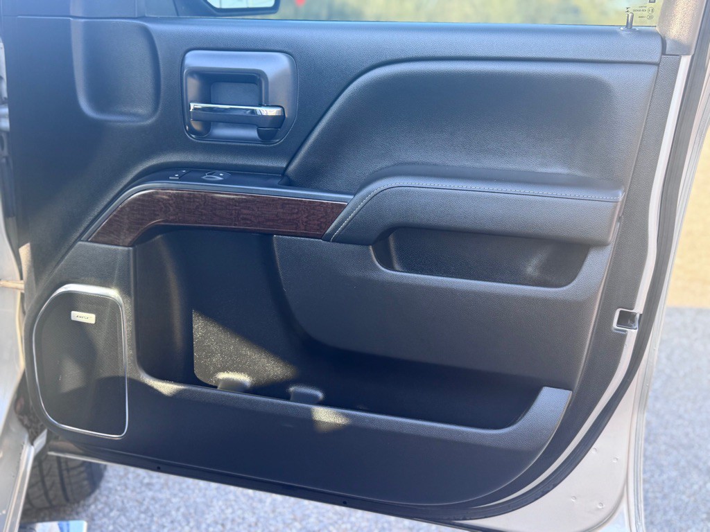 2018 GMC Sierra Image 17