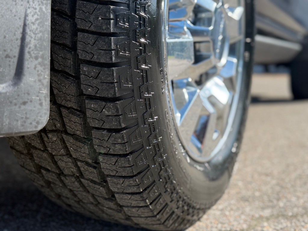 2016 GMC Sierra Image 9