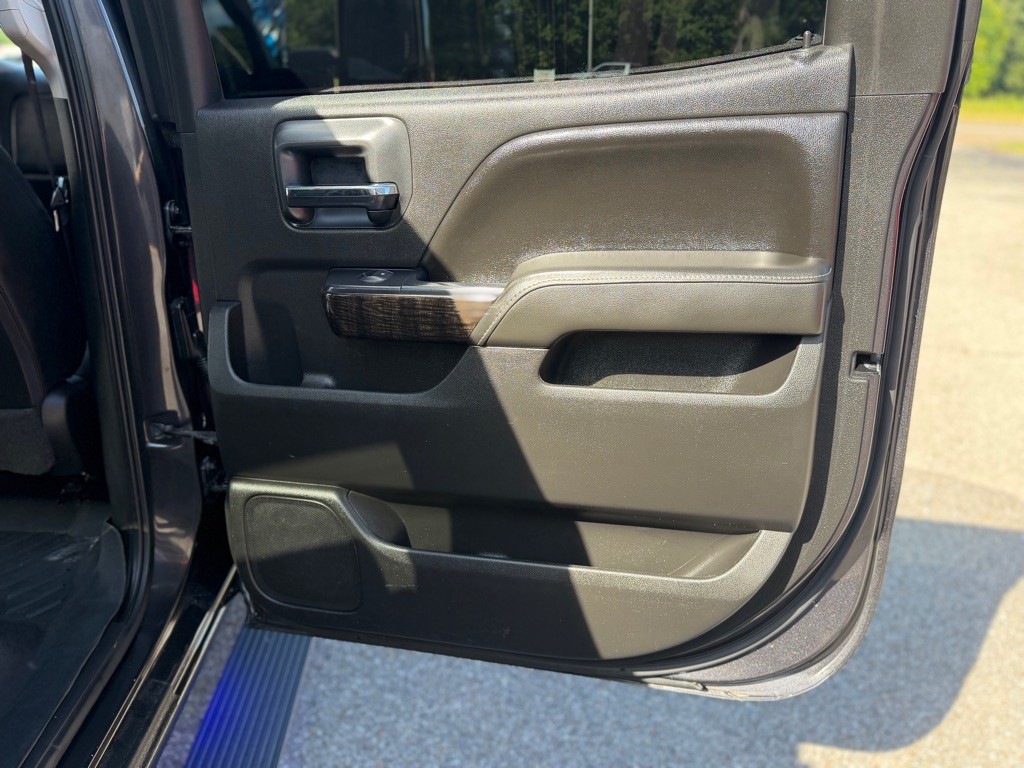 2016 GMC Sierra Image 17