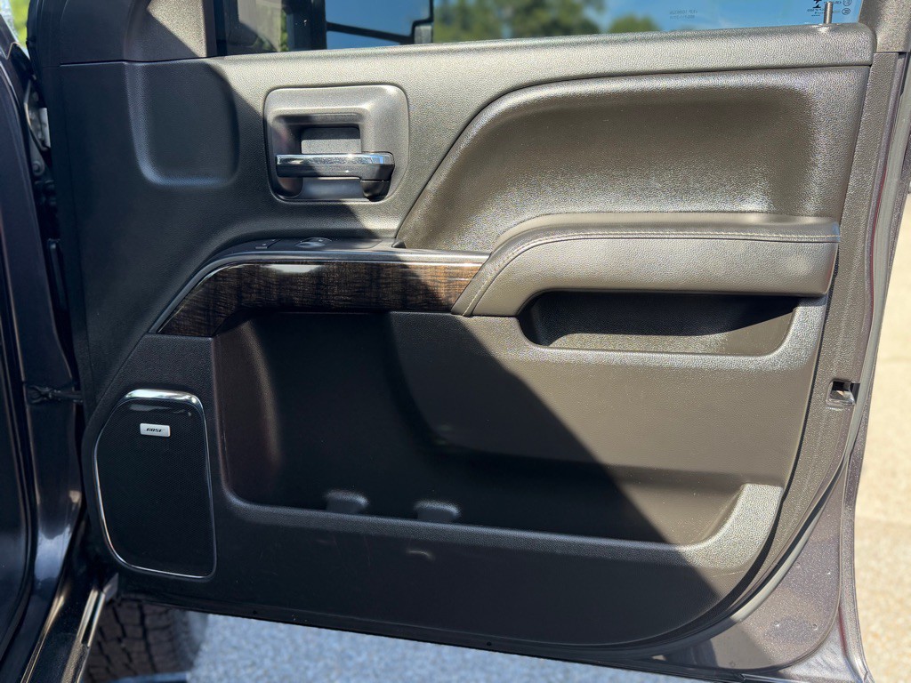 2016 GMC Sierra Image 19