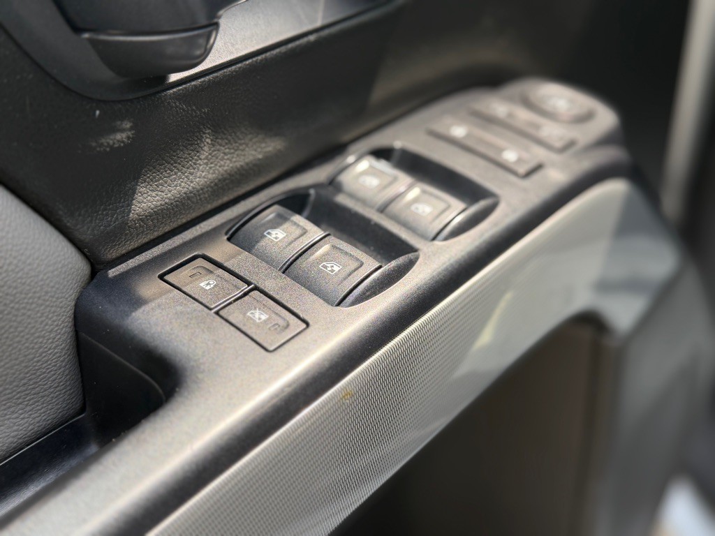 2018 Chevrolet Silverado 1500 Image 11