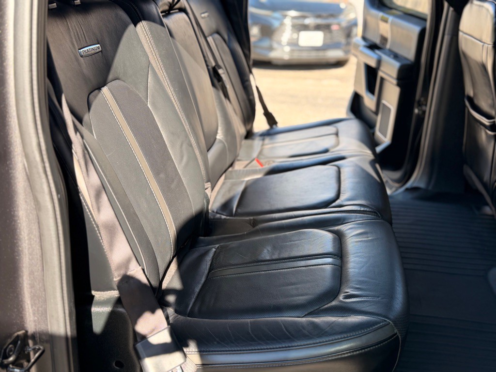 2015 Ford F-150 Image 17